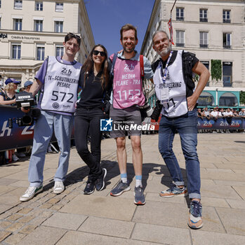 2024-06-07 - during the Scrutineering of the 2024 24 Hours of Le Mans, 4th round of the 2024 FIA World Endurance Championship, on the Place de la République, from June 7 to 8, 2024 in Le Mans, France - 24 HEURES DU MANS 2024 - SCRUTINEERING - ENDURANCE - MOTORS