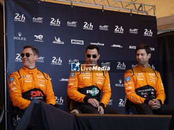 2024-06-07 - 59 SAUCY Grégoire (swi), COTTINGHAM James (gbr), COSTA Nicolas (bra), United Autosports, McLaren 720S GT3 Evo #59, LM GT3, FIA WEC, ambiance during the Scrutineering of the 2024 24 Hours of Le Mans, 4th round of the 2024 FIA World Endurance Championship, on the Place de la République, from June 7 to 8, 2024 in Le Mans, France - 24 HEURES DU MANS 2024 - SCRUTINEERING - ENDURANCE - MOTORS