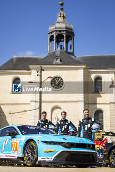 2024-06-06 - 77 BARKER Ben (gbr), HARDWICK Ryan (usa), ROBICHON Zacharie (can), Proton Competition, Ford Mustang GT3 #77, LM GT3, FIA WEC, ambiance during the Scrutineering of the 2024 24 Hours of Le Mans, 4th round of the 2024 FIA World Endurance Championship, on the Place de la République, from June 7 to 8, 2024 in Le Mans, France - 24 HEURES DU MANS 2024 - SCRUTINEERING - ENDURANCE - MOTORS