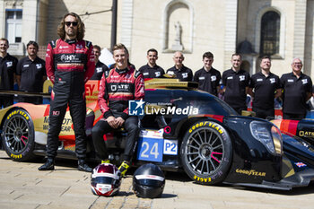 2024-06-06 - HEINEMEIER HANSSON David (dnk), Nielsen Racing, Oreca 07 - Gibson #24, LMP2, SCHERER Fabio (swi), Nielsen Racing, Oreca 07 - Gibson #24, LMP2, portrait during the Scrutineering of the 2024 24 Hours of Le Mans, 4th round of the 2024 FIA World Endurance Championship, on the Place de la République, from June 7 to 8, 2024 in Le Mans, France - 24 HEURES DU MANS 2024 - SCRUTINEERING - ENDURANCE - MOTORS