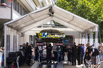 2024-06-06 - 60 SCHIAVONI Claudio (ita), CRESSONI Matteo (ita), PERERA Franck (fra), Iron Lynx, Lamborghini Huracan GT3 Evo2 #60, LM GT3, FIA WEC, ambiance during the Scrutineering of the 2024 24 Hours of Le Mans, 4th round of the 2024 FIA World Endurance Championship, on the Place de la République, from June 7 to 8, 2024 in Le Mans, France - 24 HEURES DU MANS 2024 - SCRUTINEERING - ENDURANCE - MOTORS