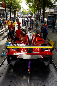 2024-06-08 - 50 FUOCO Antonio (ita), MOLINA Miguel (spa), NIELSEN Nicklas (dnk), Ferrari AF Corse, Ferrari 499P #50, Hypercar, FIA WEC, ambiance during the Scrutineering of the 2024 24 Hours of Le Mans, 4th round of the 2024 FIA World Endurance Championship, on the Place de la République, from June 7 to 8, 2024 in Le Mans, France - 24 HEURES DU MANS 2024 - SCRUTINEERING - ENDURANCE - MOTORS