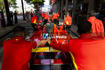 2024-06-08 - 51 PIER GUIDI Alessandro (ita), CALADO James (gbr), GIOVINAZZI Antonio (ita), Ferrari AF Corse, Ferrari 499P #51, Hypercar, FIA WEC, ambiance during the Scrutineering of the 2024 24 Hours of Le Mans, 4th round of the 2024 FIA World Endurance Championship, on the Place de la République, from June 7 to 8, 2024 in Le Mans, France - 24 HEURES DU MANS 2024 - SCRUTINEERING - ENDURANCE - MOTORS