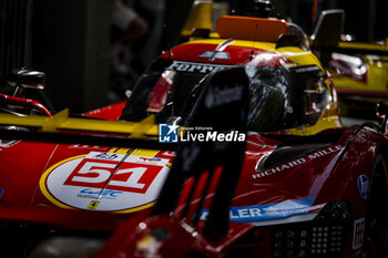 2024-06-08 - 51 PIER GUIDI Alessandro (ita), CALADO James (gbr), GIOVINAZZI Antonio (ita), Ferrari AF Corse, Ferrari 499P #51, Hypercar, FIA WEC, ambiance during the Scrutineering of the 2024 24 Hours of Le Mans, 4th round of the 2024 FIA World Endurance Championship, on the Place de la République, from June 7 to 8, 2024 in Le Mans, France - 24 HEURES DU MANS 2024 - SCRUTINEERING - ENDURANCE - MOTORS