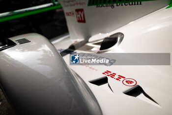 2024-06-08 - 99 TINCKNELL Harry (gbr), JANI Neel (swi), ANDLAUER Julien (fra), Proton Competition, Porsche 963 #99, Hypercar, FIA WEC, detail during the Scrutineering of the 2024 24 Hours of Le Mans, 4th round of the 2024 FIA World Endurance Championship, on the Place de la République, from June 7 to 8, 2024 in Le Mans, France - 24 HEURES DU MANS 2024 - SCRUTINEERING - ENDURANCE - MOTORS