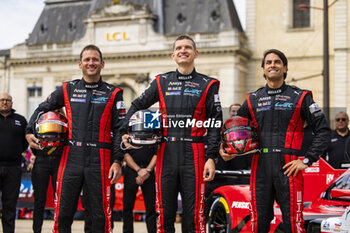 2024-06-08 - 04 JAMINET Mathieu (fra), NASR Felipe (bra), TANDY Nick (gbr), Porsche Penske Motorsport, Porsche 963 #04, Hypercar, portrait during the Scrutineering of the 2024 24 Hours of Le Mans, 4th round of the 2024 FIA World Endurance Championship, on the Place de la République, from June 7 to 8, 2024 in Le Mans, France - 24 HEURES DU MANS 2024 - SCRUTINEERING - ENDURANCE - MOTORS