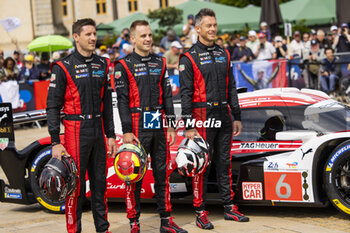 2024-06-08 - 06 ESTRE Kevin (fra), LOTTERER André (ger), VANTHOOR Laurens (bel), Porsche Penske Motorsport, Porsche 963 #06, Hypercar, FIA WEC, portrait during the Scrutineering of the 2024 24 Hours of Le Mans, 4th round of the 2024 FIA World Endurance Championship, on the Place de la République, from June 7 to 8, 2024 in Le Mans, France - 24 HEURES DU MANS 2024 - SCRUTINEERING - ENDURANCE - MOTORS