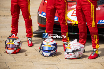 2024-06-08 - 50 FUOCO Antonio (ita), MOLINA Miguel (spa), NIELSEN Nicklas (dnk), Ferrari AF Corse, Ferrari 499P #50, Hypercar, FIA WEC, helmet during the Scrutineering of the 2024 24 Hours of Le Mans, 4th round of the 2024 FIA World Endurance Championship, on the Place de la République, from June 7 to 8, 2024 in Le Mans, France - 24 HEURES DU MANS 2024 - SCRUTINEERING - ENDURANCE - MOTORS