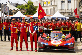 2024-06-08 - 51 PIER GUIDI Alessandro (ita), CALADO James (gbr), GIOVINAZZI Antonio (ita), Ferrari AF Corse, Ferrari 499P #51, Hypercar, FIA WEC, portrait during the Scrutineering of the 2024 24 Hours of Le Mans, 4th round of the 2024 FIA World Endurance Championship, on the Place de la République, from June 7 to 8, 2024 in Le Mans, France - 24 HEURES DU MANS 2024 - SCRUTINEERING - ENDURANCE - MOTORS