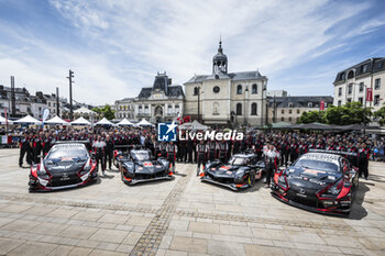 2024-06-08 - 78 VAN DER LINDE Kelvin (zaf), BOGUSLAVSKIY Timur, ROBIN Arnold (fra), Akkodis ASP Team, Lexus RC F GT3 #78, LM GT3, FIA WEC, 87 HAWKSWORTH Jack (gbr), KIMURA Takeshi (jpn), MASSON Esteban (fra), Akkodis ASP Team, Lexus RC F GT3 #87, LM GT3, FIA WEC, 07 LOPEZ José María (arg), KOBAYASHI Kamui (jpn), DE VRIES Nyck (nld), Toyota Gazoo Racing, Toyota GR010 - Hybrid #07, Hypercar, FIA WEC, 08 BUEMI Sébastien (swi), HARTLEY Brendon (nzl), HIRAKAWA Ryo (jpn), Toyota Gazoo Racing, Toyota GR010 - Hybrid #08, Hypercar, FIA WEC, atmosphere during the Scrutineering of the 2024 24 Hours of Le Mans, 4th round of the 2024 FIA World Endurance Championship, on the Place de la République, from June 7 to 8, 2024 in Le Mans, France - 24 HEURES DU MANS 2024 - SCRUTINEERING - ENDURANCE - MOTORS