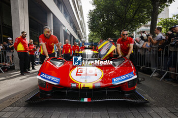 2024-06-08 - 50 FUOCO Antonio (ita), MOLINA Miguel (spa), NIELSEN Nicklas (dnk), Ferrari AF Corse, Ferrari 499P #50, Hypercar, FIA WEC, ambiance during the Scrutineering of the 2024 24 Hours of Le Mans, 4th round of the 2024 FIA World Endurance Championship, on the Place de la République, from June 7 to 8, 2024 in Le Mans, France - 24 HEURES DU MANS 2024 - SCRUTINEERING - ENDURANCE - MOTORS