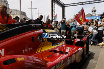 2024-06-08 - 50 FUOCO Antonio (ita), MOLINA Miguel (spa), NIELSEN Nicklas (dnk), Ferrari AF Corse, Ferrari 499P #50, Hypercar, FIA WEC, ambiance during the Scrutineering of the 2024 24 Hours of Le Mans, 4th round of the 2024 FIA World Endurance Championship, on the Place de la République, from June 7 to 8, 2024 in Le Mans, France - 24 HEURES DU MANS 2024 - SCRUTINEERING - ENDURANCE - MOTORS