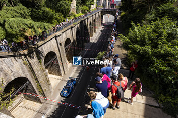 2024-06-08 - 27 JAMES Ian (usa), MANCINELLI Daniel (ita), RIBERAS Alex (spa), Heart of Racing Team, Aston Martin Vantage GT3 #27, LM GT3, FIA WEC, action during the City Centre Procession of the 2024 24 Hours of Le Mans, 4th round of the 2024 FIA World Endurance Championship, on June 8, 2024 in Le Mans, France - 24 HEURES DU MANS 2024 - CITY CENTRE PROCESSION - ENDURANCE - MOTORS