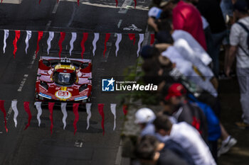 2024-06-08 - 51 PIER GUIDI Alessandro (ita), CALADO James (gbr), GIOVINAZZI Antonio (ita), Ferrari AF Corse, Ferrari 499P #51, Hypercar, FIA WEC, action during the City Centre Procession of the 2024 24 Hours of Le Mans, 4th round of the 2024 FIA World Endurance Championship, on June 8, 2024 in Le Mans, France - 24 HEURES DU MANS 2024 - CITY CENTRE PROCESSION - ENDURANCE - MOTORS