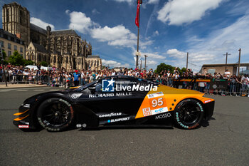 2024-06-08 - 95 SATO Marino (jpn), PINO Nico (chl), HAMAGHUCHI Hiroshi (jpn), United Autosports, McLaren 720S GT3 Evo #95, LM GT3, FIA WEC, action during the City Centre Procession of the 2024 24 Hours of Le Mans, 4th round of the 2024 FIA World Endurance Championship, on June 8, 2024 in Le Mans, France - 24 HEURES DU MANS 2024 - CITY CENTRE PROCESSION - ENDURANCE - MOTORS