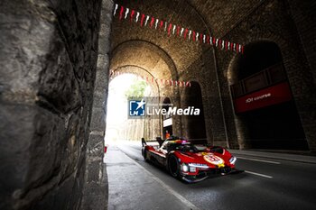 2024-06-08 - 51 PIER GUIDI Alessandro (ita), CALADO James (gbr), GIOVINAZZI Antonio (ita), Ferrari AF Corse, Ferrari 499P #51, Hypercar, FIA WEC, action during the City Centre Procession of the 2024 24 Hours of Le Mans, 4th round of the 2024 FIA World Endurance Championship, on June 8, 2024 in Le Mans, France - 24 HEURES DU MANS 2024 - CITY CENTRE PROCESSION - ENDURANCE - MOTORS