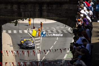 2024-06-08 - 82 JUNCADELLA Daniel (spa), BAUD Sébastien (fra), KOIZUMI Hiroshi (jpn), TF Sport, Corvette Z06 GT3.R #82, LM GT3, FIA WEC, action during the City Centre Procession of the 2024 24 Hours of Le Mans, 4th round of the 2024 FIA World Endurance Championship, on June 8, 2024 in Le Mans, France - 24 HEURES DU MANS 2024 - CITY CENTRE PROCESSION - ENDURANCE - MOTORS