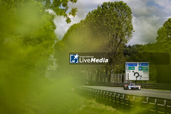2024-06-09 - 20 VAN DER LINDE Sheldon (zaf), FRIJNS Robin (nld), RAST René (ger), BMW M Team WRT, BMW Hybrid V8 #20, Hypercar, FIA WEC, action during the Free Practice 1 - Test Day of the 2024 24 Hours of Le Mans, 4th round of the 2024 FIA World Endurance Championship, on the Circuit des 24 Heures du Mans, on June 9, 2024 in Le Mans, France - 24 HEURES DU MANS 2024 - FREE PRACTICE 1 - TEST DAY - ENDURANCE - MOTORS
