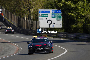 2024-06-09 - Safety Car during the Free Practice 1 - Test Day of the 2024 24 Hours of Le Mans, 4th round of the 2024 FIA World Endurance Championship, on the Circuit des 24 Heures du Mans, on June 9, 2024 in Le Mans, France - 24 HEURES DU MANS 2024 - FREE PRACTICE 1 - TEST DAY - ENDURANCE - MOTORS