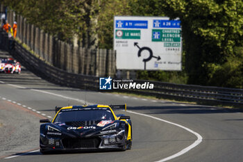 2024-06-09 - 81 EASTWOOD Charlie (irl), ANDRADE Rui (ang), VAN ROMPUY Tom (bel), TF Sport, Corvette Z06 GT3.R #81, LM GT3, FIA WEC, action during the Free Practice 1 - Test Day of the 2024 24 Hours of Le Mans, 4th round of the 2024 FIA World Endurance Championship, on the Circuit des 24 Heures du Mans, on June 9, 2024 in Le Mans, France - 24 HEURES DU MANS 2024 - FREE PRACTICE 1 - TEST DAY - ENDURANCE - MOTORS