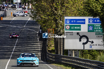 2024-06-09 - 77 BARKER Ben (gbr), HARDWICK Ryan (usa), ROBICHON Zacharie (can), Proton Competition, Ford Mustang GT3 #77, LM GT3, FIA WEC, action during the Free Practice 1 - Test Day of the 2024 24 Hours of Le Mans, 4th round of the 2024 FIA World Endurance Championship, on the Circuit des 24 Heures du Mans, on June 9, 2024 in Le Mans, France - 24 HEURES DU MANS 2024 - FREE PRACTICE 1 - TEST DAY - ENDURANCE - MOTORS