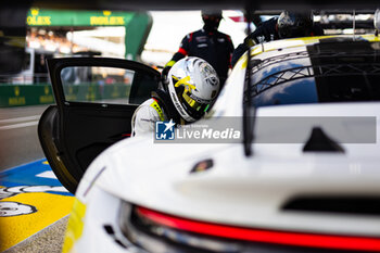 2024-06-09 - MALYKHIN Aliaksandr (kna), Manthey Purerxcing, Porsche 911 GT3 R #91, LM GT3, FIA WEC, portrait during the Free Practice 1 - Test Day of the 2024 24 Hours of Le Mans, 4th round of the 2024 FIA World Endurance Championship, on the Circuit des 24 Heures du Mans, on June 9, 2024 in Le Mans, France - 24 HEURES DU MANS 2024 - FREE PRACTICE 1 - TEST DAY - ENDURANCE - MOTORS
