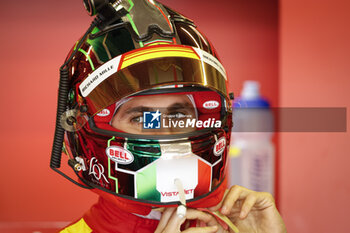 2024-06-09 - GIOVINAZZI Antonio (ita), Ferrari AF Corse, Ferrari 499P #51, Hypercar, FIA WEC, portrait during the Free Practice 1 - Test Day of the 2024 24 Hours of Le Mans, 4th round of the 2024 FIA World Endurance Championship, on the Circuit des 24 Heures du Mans, on June 9, 2024 in Le Mans, France - 24 HEURES DU MANS 2024 - FREE PRACTICE 1 - TEST DAY - ENDURANCE - MOTORS