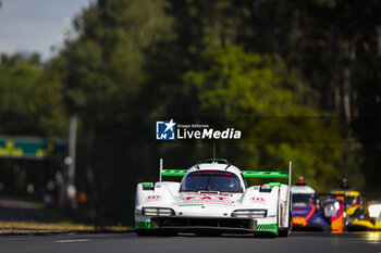 2024-06-09 - during the Free Practice 1 - Test Day of the 2024 24 Hours of Le Mans, 4th round of the 2024 FIA World Endurance Championship, on the Circuit des 24 Heures du Mans, on June 9, 2024 in Le Mans, France - 24 HEURES DU MANS 2024 - FREE PRACTICE 1 - TEST DAY - ENDURANCE - MOTORS