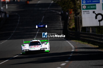 2024-06-09 - 99 TINCKNELL Harry (gbr), JANI Neel (swi), ANDLAUER Julien (fra), Proton Competition, Porsche 963 #99, Hypercar, FIA WEC, action during the Free Practice 1 - Test Day of the 2024 24 Hours of Le Mans, 4th round of the 2024 FIA World Endurance Championship, on the Circuit des 24 Heures du Mans, on June 9, 2024 in Le Mans, France - 24 HEURES DU MANS 2024 - FREE PRACTICE 1 - TEST DAY - ENDURANCE - MOTORS