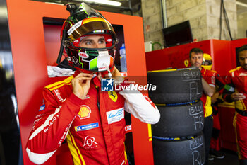 2024-06-09 - GIOVINAZZI Antonio (ita), Ferrari AF Corse, Ferrari 499P #51, Hypercar, FIA WEC, portrait during the Free Practice 2 - Test Day of the 2024 24 Hours of Le Mans, 4th round of the 2024 FIA World Endurance Championship, on the Circuit des 24 Heures du Mans, on June 9, 2024 in Le Mans, France - 24 HEURES DU MANS 2024 - FREE PRACTICE 2 - TEST DAY - ENDURANCE - MOTORS