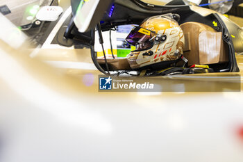 2024-06-09 - BUTTON Jenson (gbr), Hertz Team Jota, Porsche 963 #38, Hypercar, FIA WEC, portrait during the Free Practice 2 - Test Day of the 2024 24 Hours of Le Mans, 4th round of the 2024 FIA World Endurance Championship, on the Circuit des 24 Heures du Mans, on June 9, 2024 in Le Mans, France - 24 HEURES DU MANS 2024 - FREE PRACTICE 2 - TEST DAY - ENDURANCE - MOTORS