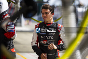 2024-06-09 - DE VRIES Nyck (nld), Toyota Gazoo Racing, Toyota GR010 - Hybrid #07, Hypercar, FIA WEC, portrait during the Free Practice 2 - Test Day of the 2024 24 Hours of Le Mans, 4th round of the 2024 FIA World Endurance Championship, on the Circuit des 24 Heures du Mans, on June 9, 2024 in Le Mans, France - 24 HEURES DU MANS 2024 - FREE PRACTICE 2 - TEST DAY - ENDURANCE - MOTORS