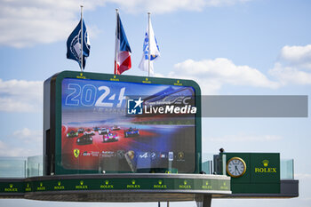 2024-06-09 - Podium empty during the Free Practice 2 - Test Day of the 2024 24 Hours of Le Mans, 4th round of the 2024 FIA World Endurance Championship, on the Circuit des 24 Heures du Mans, on June 9, 2024 in Le Mans, France - 24 HEURES DU MANS 2024 - FREE PRACTICE 2 - TEST DAY - ENDURANCE - MOTORS