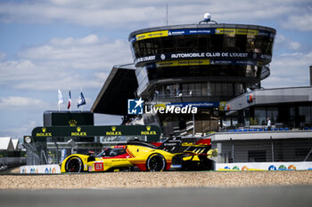 2024-06-09 - 83 KUBICA Robert (pol), SHWARTZMAN Robert (isr), YE Yifei (chn), AF Corse, Ferrari 499P #83, Hypercar, FIA WEC, action during the Free Practice 2 - Test Day of the 2024 24 Hours of Le Mans, 4th round of the 2024 FIA World Endurance Championship, on the Circuit des 24 Heures du Mans, on June 9, 2024 in Le Mans, France - 24 HEURES DU MANS 2024 - FREE PRACTICE 2 - TEST DAY - ENDURANCE - MOTORS