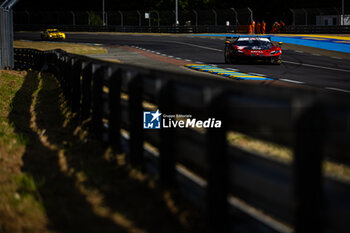 2024-06-09 - 66 PETROBELLI Giacomo (ita), TEN VOORDE Larry (nld), YOLUC Salih (tur), JMW Motorsport, Ferrari 296 LMGT3 #66, LM GT3, action during the Free Practice 2 - Test Day of the 2024 24 Hours of Le Mans, 4th round of the 2024 FIA World Endurance Championship, on the Circuit des 24 Heures du Mans, on June 9, 2024 in Le Mans, France - 24 HEURES DU MANS 2024 - FREE PRACTICE 2 - TEST DAY - ENDURANCE - MOTORS
