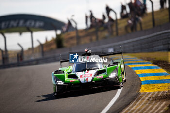 2024-06-09 - 19 GROSJEAN Romain (fra), CALDARELLI Andrea (ita), CAIROLI Matteo (ita), Lamborghini Iron Lynx, Lamborghini SC63 #19, Hypercar, action during the Free Practice 2 - Test Day of the 2024 24 Hours of Le Mans, 4th round of the 2024 FIA World Endurance Championship, on the Circuit des 24 Heures du Mans, on June 9, 2024 in Le Mans, France - 24 HEURES DU MANS 2024 - FREE PRACTICE 2 - TEST DAY - ENDURANCE - MOTORS
