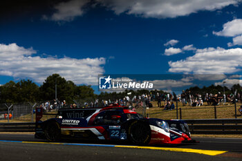 2024-06-09 - 22 JARVIS Oliver (gbr), GARG Bijoy (usa), SIEGEL Nolan (usa), United Autosports, Oreca 07 - Gibson #22, LMP2, action during the Free Practice 2 - Test Day of the 2024 24 Hours of Le Mans, 4th round of the 2024 FIA World Endurance Championship, on the Circuit des 24 Heures du Mans, on June 9, 2024 in Le Mans, France - 24 HEURES DU MANS 2024 - FREE PRACTICE 2 - TEST DAY - ENDURANCE - MOTORS