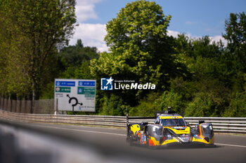 2024-06-09 - during the Free Practice 2 - Test Day of the 2024 24 Hours of Le Mans, 4th round of the 2024 FIA World Endurance Championship, on the Circuit des 24 Heures du Mans, on June 9, 2024 in Le Mans, France - 24 HEURES DU MANS 2024 - FREE PRACTICE 2 - TEST DAY - ENDURANCE - MOTORS
