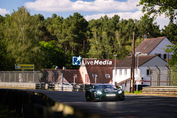 2024-06-09 - 777 SORENSEN Marco (dnk), BASTARD Erwan (fra), HOSHINO Satoshi (jpn), D'Station Racing, Aston Martin Vantage GT3 #777, LM GT3, FIA WEC, action during the Free Practice 2 - Test Day of the 2024 24 Hours of Le Mans, 4th round of the 2024 FIA World Endurance Championship, on the Circuit des 24 Heures du Mans, on June 9, 2024 in Le Mans, France - 24 HEURES DU MANS 2024 - FREE PRACTICE 2 - TEST DAY - ENDURANCE - MOTORS