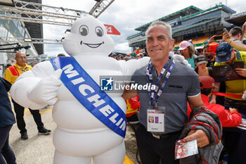 2024-06-11 - HELATY Eric (fra), Bibendum, Bonhomme Michelin, portrait, during the 2024 24 Hours of Le Mans, 4th round of the 2024 FIA World Endurance Championship, on the Circuit des 24 Heures du Mans, on June 11, 2024 in Le Mans, France - 24 HEURES DU MANS 2024 - TUESDAY - ENDURANCE - MOTORS