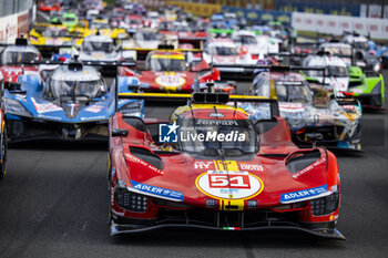 2024-06-11 - 51 PIER GUIDI Alessandro (ita), CALADO James (gbr), GIOVINAZZI Antonio (ita), Ferrari AF Corse, Ferrari 499P #51, Hypercar, FIA WEC, ambiance during the 2024 24 Hours of Le Mans, 4th round of the 2024 FIA World Endurance Championship, on the Circuit des 24 Heures du Mans, on June 11, 2024 in Le Mans, France - 24 HEURES DU MANS 2024 - TUESDAY - ENDURANCE - MOTORS