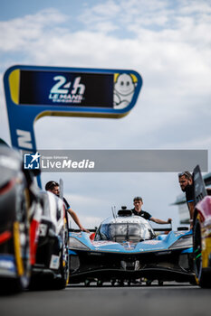 2024-06-11 - 35 MILESI Charles (fra), HABSBURG-Lothringen Ferdinand (aut), CHATIN Paul-Loup (fra), Alpine Endurance Team #35, Alpine A424, Hypercar, FIA WEC, during the 2024 24 Hours of Le Mans, 4th round of the 2024 FIA World Endurance Championship, on the Circuit des 24 Heures du Mans, on June 11, 2024 in Le Mans, France - 24 HEURES DU MANS 2024 - TUESDAY - ENDURANCE - MOTORS