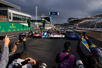 2024-06-11 - Cars official picture during the 2024 24 Hours of Le Mans, 4th round of the 2024 FIA World Endurance Championship, on the Circuit des 24 Heures du Mans, on June 11, 2024 in Le Mans, France - 24 HEURES DU MANS 2024 - TUESDAY - ENDURANCE - MOTORS