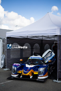 2024-06-12 - 17 LAFARGUE Patrice (fra), LUNARDI Dino (fra), M Racing, Ligier JS P320 - Nissan, LMP3, #17, box during the Road to Le Mans 2024, 3rd round of the 2024 Michelin Le Mans Cup, on the Circuit des 24 Heures du Mans, from June 12 to 15, 2024 in Le Mans, France - AUTO - ROAD TO LE MANS 2024 - ENDURANCE - MOTORS