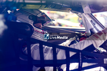 2024-06-12 - BARTONE Anthony (usa), Getspeed, Mercedes AMG GT3 Evo, GT3, #14, portrait during the Road to Le Mans 2024, 3rd round of the 2024 Michelin Le Mans Cup, on the Circuit des 24 Heures du Mans, from June 12 to 15, 2024 in Le Mans, France - AUTO - ROAD TO LE MANS 2024 - ENDURANCE - MOTORS