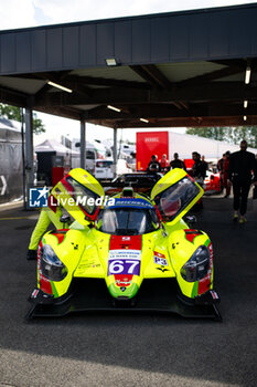 2024-06-12 - 67 DECURTINS Pieder (swi), BEN Samir (swi), Haegeli by T2 Racing, Duquesne M30 - D08 - Nissan, LMP3, #67, ambiance during the Road to Le Mans 2024, 3rd round of the 2024 Michelin Le Mans Cup, on the Circuit des 24 Heures du Mans, from June 12 to 15, 2024 in Le Mans, France - AUTO - ROAD TO LE MANS 2024 - ENDURANCE - MOTORS