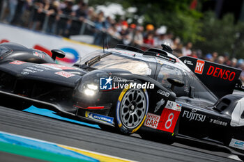 2024-06-12 - 08 BUEMI Sébastien (swi), HARTLEY Brendon (nzl), HIRAKAWA Ryo (jpn), Toyota Gazoo Racing, Toyota GR010 - Hybrid #08, Hypercar, FIA WEC, action during the 2024 24 Hours of Le Mans, 4th round of the 2024 FIA World Endurance Championship, on the Circuit des 24 Heures du Mans, on June 12, 2024 in Le Mans, France - 24 HEURES DU MANS 2024 - WEDNESDAY - ENDURANCE - MOTORS