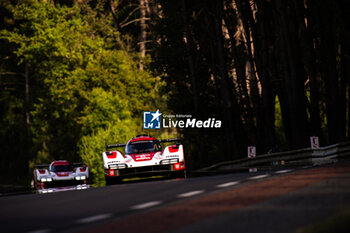 2024-06-12 - 05 CAMPBELL Matt (aus), CHRISTENSEN Michael (dnk), MAKOWIECKI Frédéric (fra), Porsche Penske Motorsport, Porsche 963 #05, Hypercar, FIA WEC, 04 JAMINET Mathieu (fra), NASR Felipe (bra), TANDY Nick (gbr), Porsche Penske Motorsport, Porsche 963 #04, Hypercar, action during the 2024 24 Hours of Le Mans, 4th round of the 2024 FIA World Endurance Championship, on the Circuit des 24 Heures du Mans, on June 12, 2024 in Le Mans, France - 24 HEURES DU MANS 2024 - WEDNESDAY - ENDURANCE - MOTORS