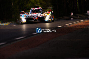 2024-06-12 - 20 VAN DER LINDE Sheldon (zaf), FRIJNS Robin (nld), RAST René (ger), BMW M Team WRT, BMW Hybrid V8 #20, Hypercar, FIA WEC, action during the 2024 24 Hours of Le Mans, 4th round of the 2024 FIA World Endurance Championship, on the Circuit des 24 Heures du Mans, on June 12, 2024 in Le Mans, France - 24 HEURES DU MANS 2024 - WEDNESDAY - ENDURANCE - MOTORS