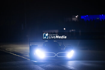 2024-06-12 - 20 VAN DER LINDE Sheldon (zaf), FRIJNS Robin (nld), RAST René (ger), BMW M Team WRT, BMW Hybrid V8 #20, Hypercar, FIA WEC, action during the 2024 24 Hours of Le Mans, 4th round of the 2024 FIA World Endurance Championship, on the Circuit des 24 Heures du Mans, on June 12, 2024 in Le Mans, France - 24 HEURES DU MANS 2024 - WEDNESDAY - ENDURANCE - MOTORS